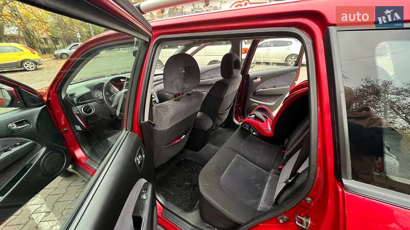 Внедорожник / Кроссовер Mitsubishi Outlander 2004 в Одессе