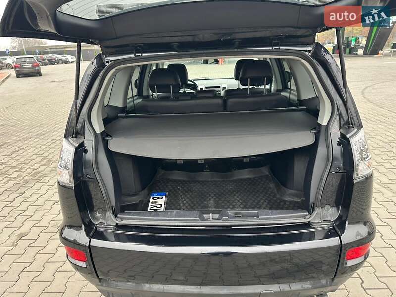 Позашляховик / Кросовер Mitsubishi Outlander 2011 в Луцьку фото 21 Позашляховик / Кросовер Mitsubishi Outlander 2011 в Луцьку