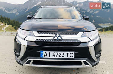 Внедорожник / Кроссовер Mitsubishi Outlander 2020 в Белой Церкви