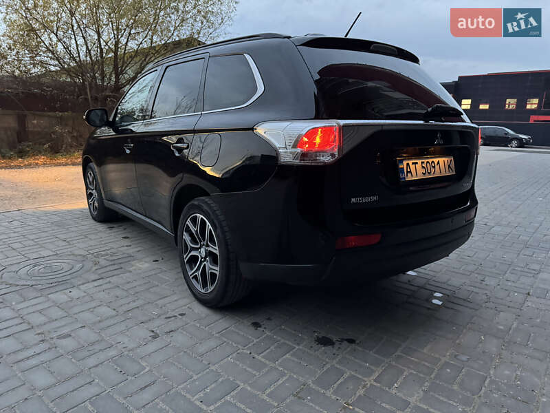 Внедорожник / Кроссовер Mitsubishi Outlander 2013 в Ивано-Франковске фото 20 Внедорожник / Кроссовер Mitsubishi Outlander 2013 в Ивано-Франковске