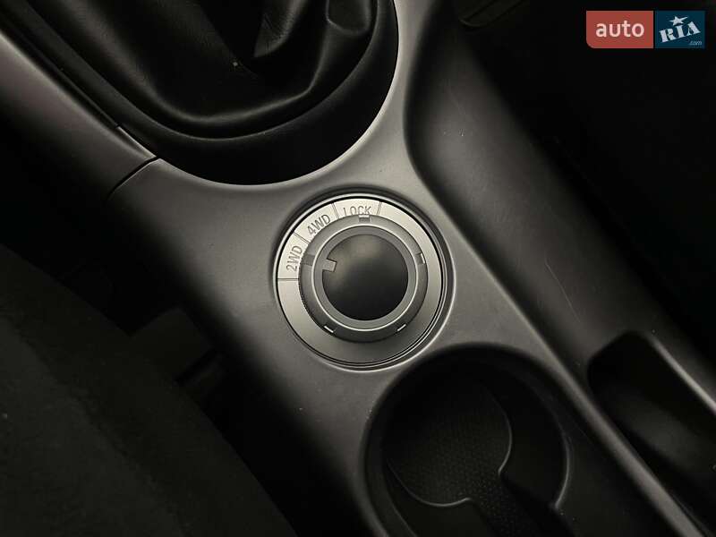 Внедорожник / Кроссовер Mitsubishi Outlander 2009 в Киеве