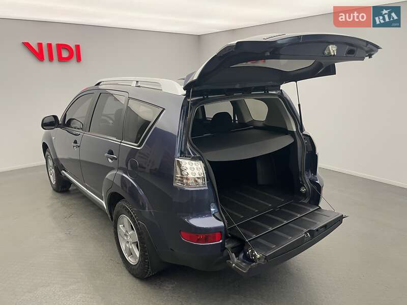 Внедорожник / Кроссовер Mitsubishi Outlander 2008 в Киеве фото 7 Внедорожник / Кроссовер Mitsubishi Outlander 2008 в Киеве