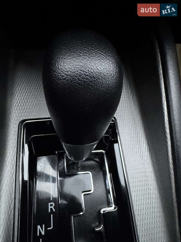 Внедорожник / Кроссовер Mitsubishi Outlander 2019 в Запорожье