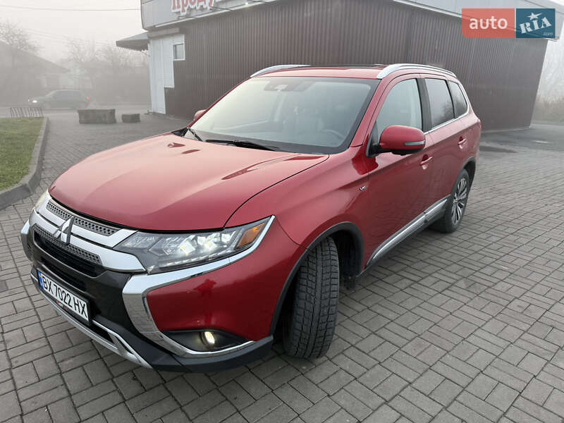 Внедорожник / Кроссовер Mitsubishi Outlander 2019 в Хмельницком фото 21 Внедорожник / Кроссовер Mitsubishi Outlander 2019 в Хмельницком