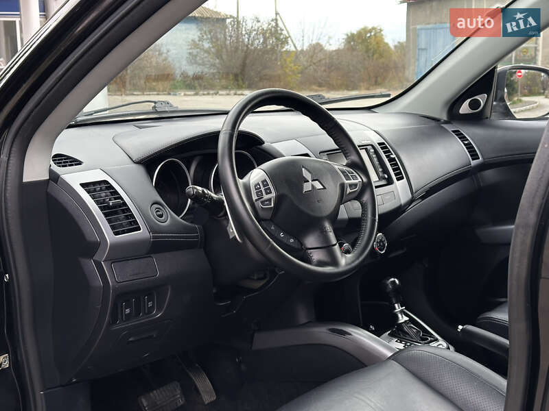 Позашляховик / Кросовер Mitsubishi Outlander 2011 в Бердичеві