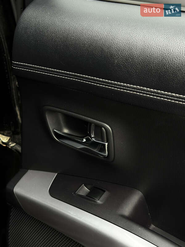 Позашляховик / Кросовер Mitsubishi Outlander 2011 в Бердичеві