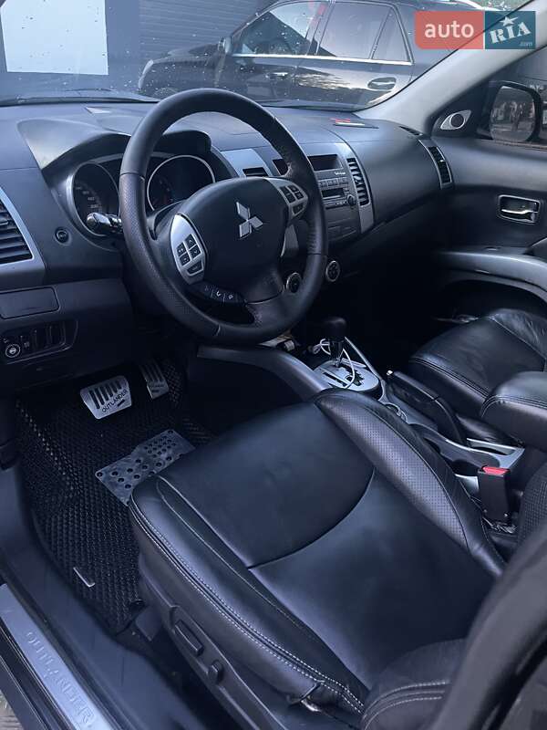 Позашляховик / Кросовер Mitsubishi Outlander 2008 в Богородчанах