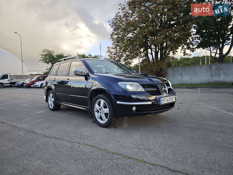 Внедорожник / Кроссовер Mitsubishi Outlander 2006 в Владимире фото 3 Внедорожник / Кроссовер Mitsubishi Outlander 2006 в Владимире