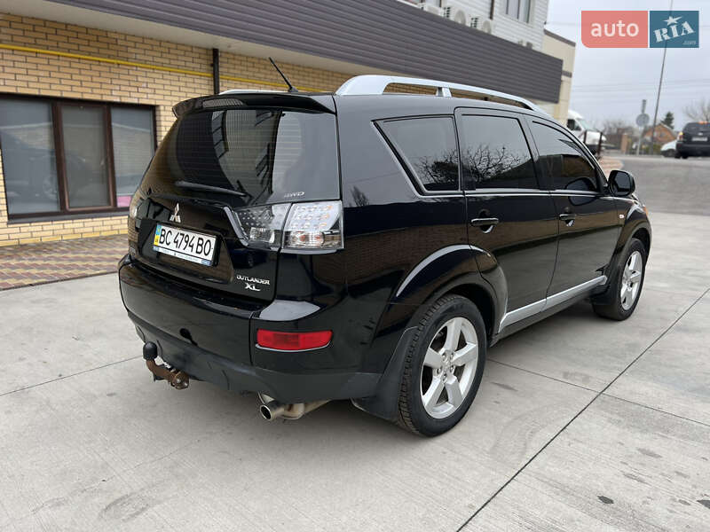 Внедорожник / Кроссовер Mitsubishi Outlander 2008 в Бердичеве фото 12 Внедорожник / Кроссовер Mitsubishi Outlander 2008 в Бердичеве
