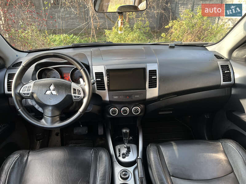 Внедорожник / Кроссовер Mitsubishi Outlander 2008 в Бердичеве фото 26 Внедорожник / Кроссовер Mitsubishi Outlander 2008 в Бердичеве