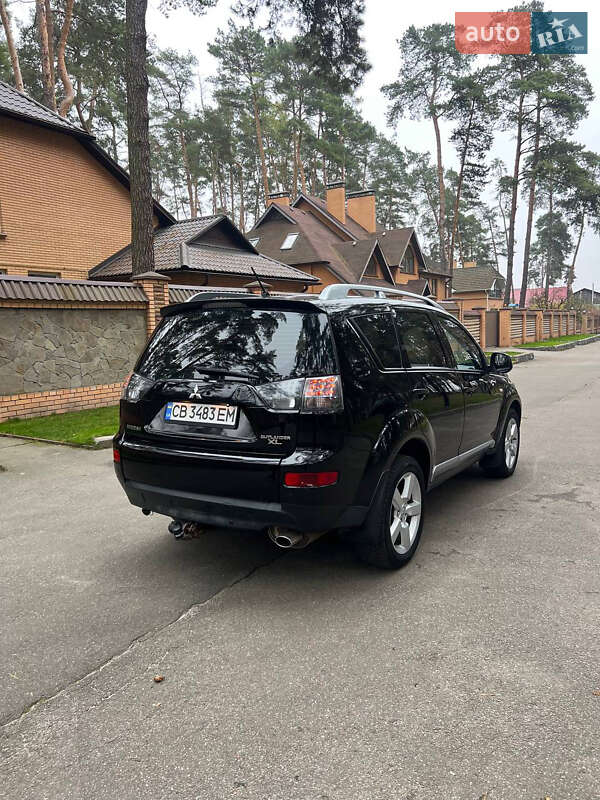 Внедорожник / Кроссовер Mitsubishi Outlander 2008 в Чернигове