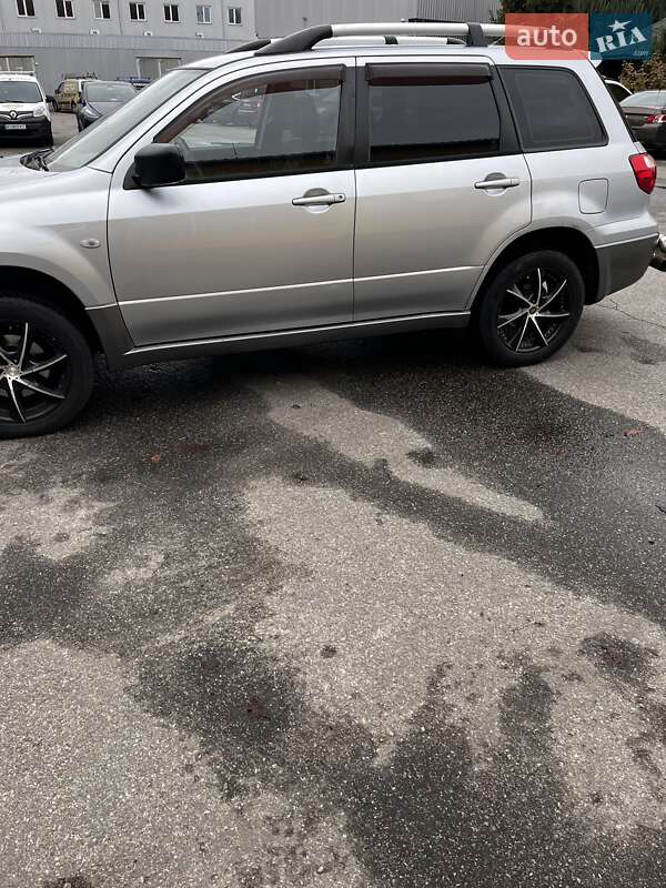Внедорожник / Кроссовер Mitsubishi Outlander 2007 в Киеве фото 23 Внедорожник / Кроссовер Mitsubishi Outlander 2007 в Киеве