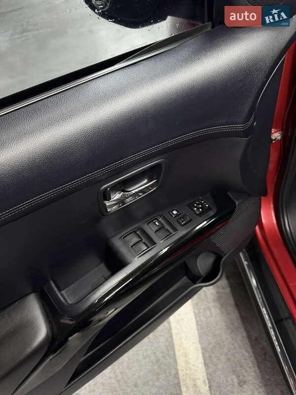 Позашляховик / Кросовер Mitsubishi Outlander 2011 в Одесі фото 19 Позашляховик / Кросовер Mitsubishi Outlander 2011 в Одесі