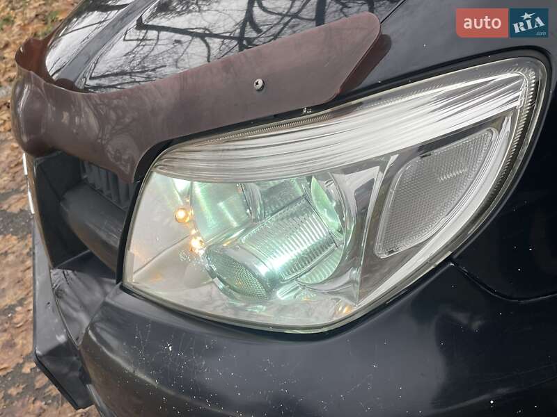 Внедорожник / Кроссовер Mitsubishi Outlander 2007 в Чугуеве фото 12 Внедорожник / Кроссовер Mitsubishi Outlander 2007 в Чугуеве