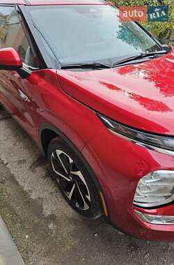 Позашляховик / Кросовер Mitsubishi Outlander 2023 в Одесі