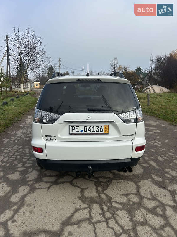 Внедорожник / Кроссовер Mitsubishi Outlander 2012 в Луцке фото 8 Внедорожник / Кроссовер Mitsubishi Outlander 2012 в Луцке