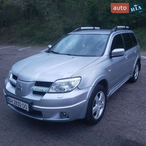 Позашляховик / Кросовер Mitsubishi Outlander 2006 в Одесі