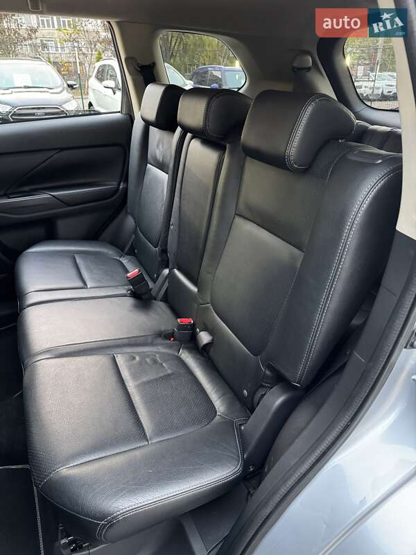 Позашляховик / Кросовер Mitsubishi Outlander 2012 в Сумах фото 20 Позашляховик / Кросовер Mitsubishi Outlander 2012 в Сумах