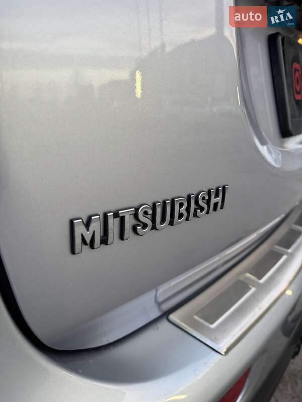 Позашляховик / Кросовер Mitsubishi Outlander 2012 в Сумах фото 10 Позашляховик / Кросовер Mitsubishi Outlander 2012 в Сумах