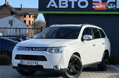 Внедорожник / Кроссовер Mitsubishi Outlander 2013 в Львове