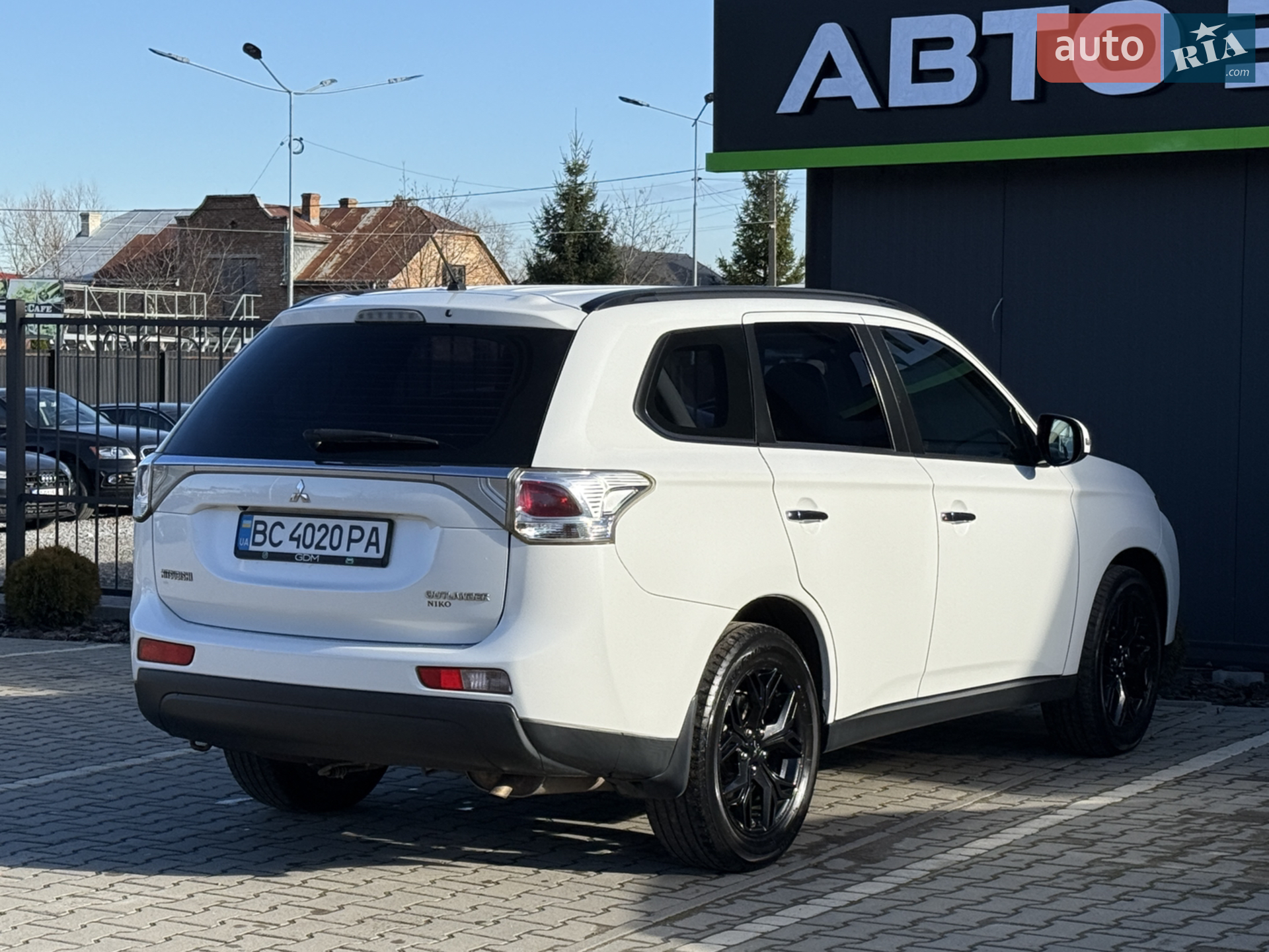 2013 Mitsubishi Outlander - мініатюра 10
