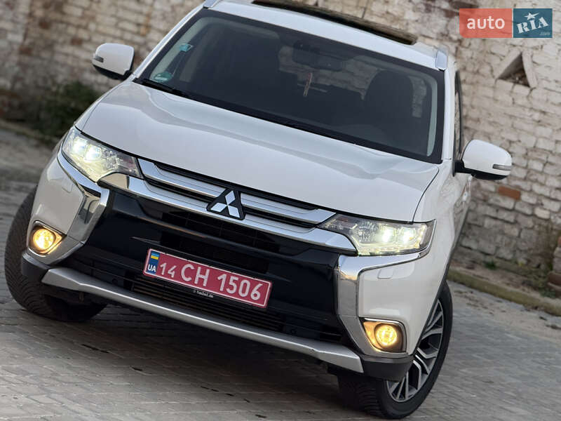 Внедорожник / Кроссовер Mitsubishi Outlander 2016 в Самборе фото 4 Внедорожник / Кроссовер Mitsubishi Outlander 2016 в Самборе