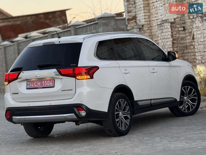 Внедорожник / Кроссовер Mitsubishi Outlander 2016 в Самборе фото 21 Внедорожник / Кроссовер Mitsubishi Outlander 2016 в Самборе