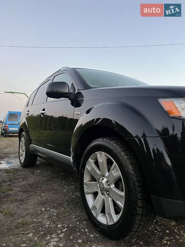 Позашляховик / Кросовер Mitsubishi Outlander 2008 в Чернівцях фото 6 Позашляховик / Кросовер Mitsubishi Outlander 2008 в Чернівцях
