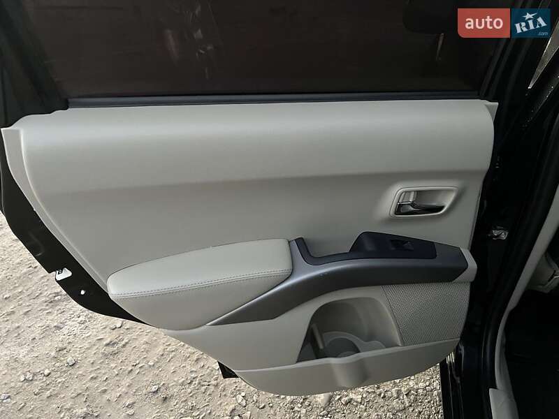 Позашляховик / Кросовер Mitsubishi Outlander 2008 в Чернівцях фото 20 Позашляховик / Кросовер Mitsubishi Outlander 2008 в Чернівцях