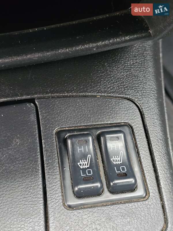 Внедорожник / Кроссовер Mitsubishi Outlander 2007 в Киеве