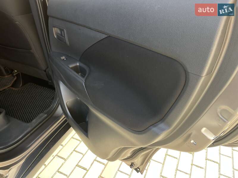 Внедорожник / Кроссовер Mitsubishi Outlander 2021 в Черновцах фото 21 Внедорожник / Кроссовер Mitsubishi Outlander 2021 в Черновцах