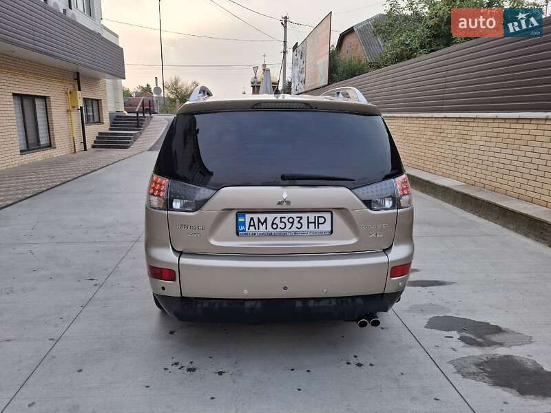 Внедорожник / Кроссовер Mitsubishi Outlander 2008 в Бердичеве