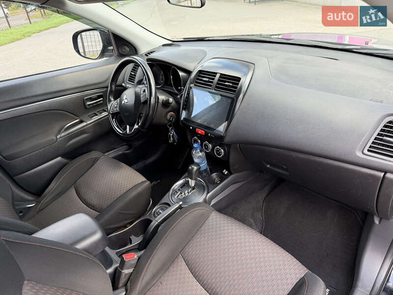 Внедорожник / Кроссовер Mitsubishi Outlander 2016 в Киеве фото 17 Внедорожник / Кроссовер Mitsubishi Outlander 2016 в Киеве