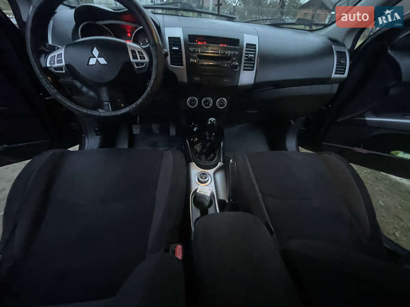 Внедорожник / Кроссовер Mitsubishi Outlander 2007 в Турке