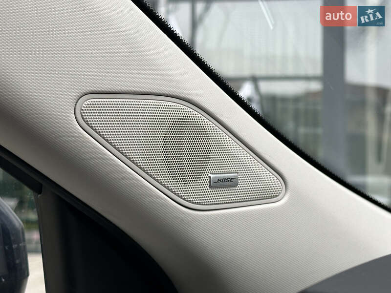 Позашляховик / Кросовер Mitsubishi Outlander 2023 в Львові