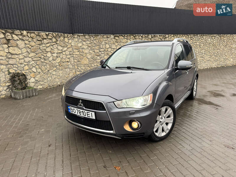 Внедорожник / Кроссовер Mitsubishi Outlander 2010 в Тернополе