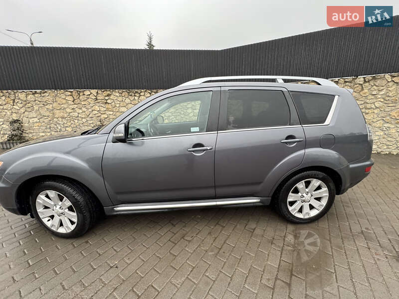Внедорожник / Кроссовер Mitsubishi Outlander 2010 в Тернополе