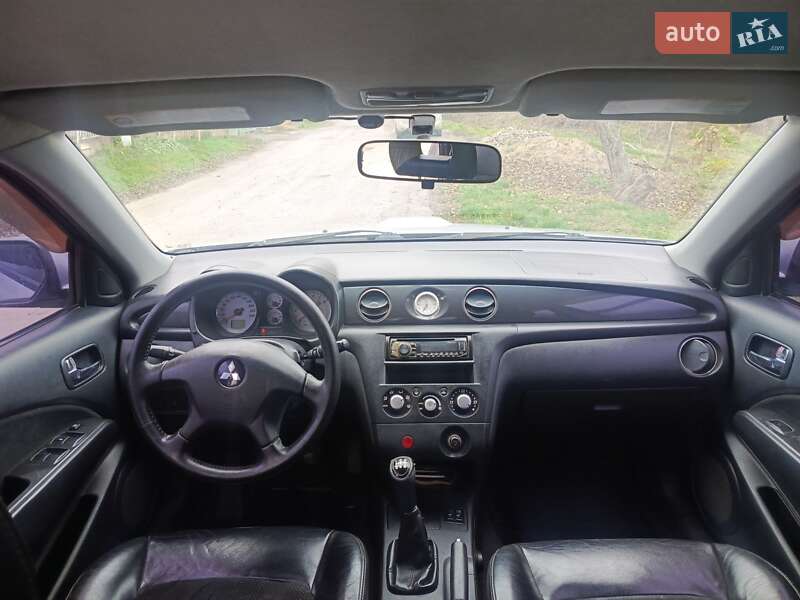 Позашляховик / Кросовер Mitsubishi Outlander 2005 в Катеринопілі