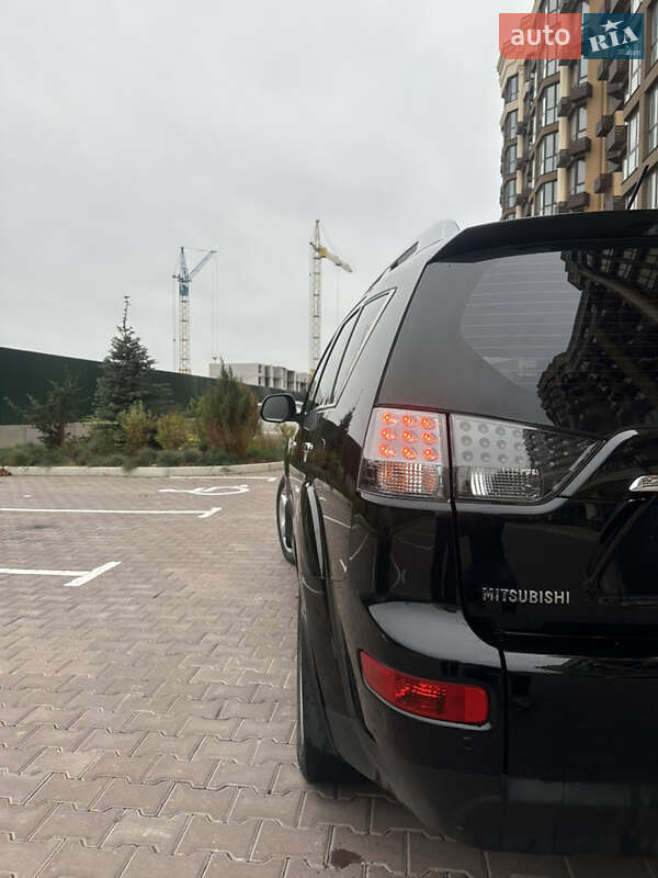 Внедорожник / Кроссовер Mitsubishi Outlander 2009 в Киеве фото 6 Внедорожник / Кроссовер Mitsubishi Outlander 2009 в Киеве