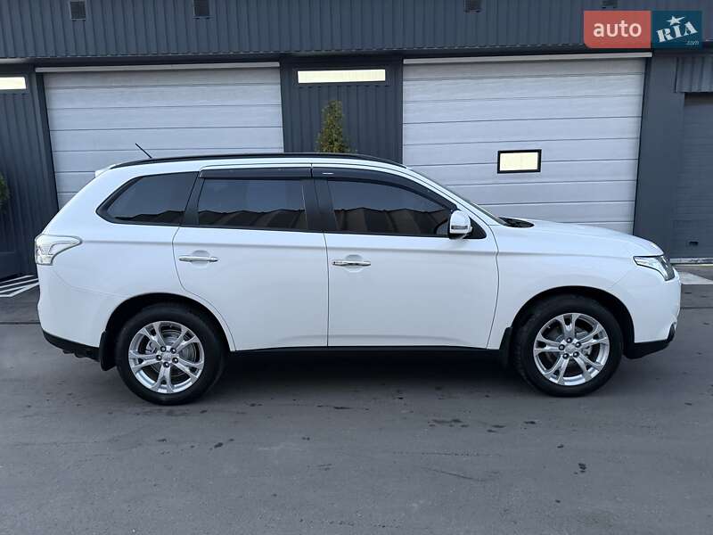 Позашляховик / Кросовер Mitsubishi Outlander 2012 в Дніпрі