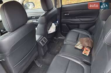 Позашляховик / Кросовер Mitsubishi Outlander 2020 в Черкасах