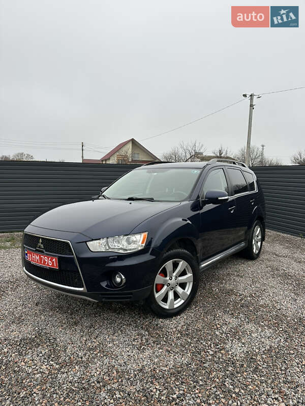 Позашляховик / Кросовер Mitsubishi Outlander 2011 в Миргороді фото 2 Позашляховик / Кросовер Mitsubishi Outlander 2011 в Миргороді