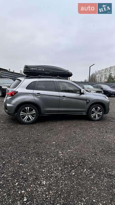 Внедорожник / Кроссовер Mitsubishi Outlander 2020 в Харькове фото 3 Внедорожник / Кроссовер Mitsubishi Outlander 2020 в Харькове