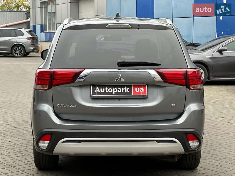 Внедорожник / Кроссовер Mitsubishi Outlander 2019 в Одессе