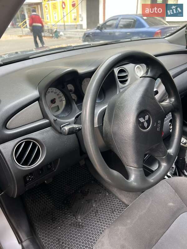 Внедорожник / Кроссовер Mitsubishi Outlander 2008 в Чернобае