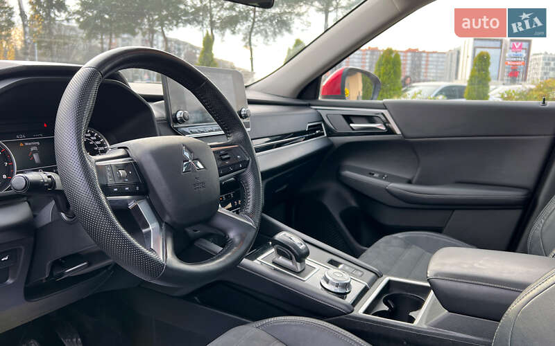 Внедорожник / Кроссовер Mitsubishi Outlander 2022 в Львове фото 10 Внедорожник / Кроссовер Mitsubishi Outlander 2022 в Львове