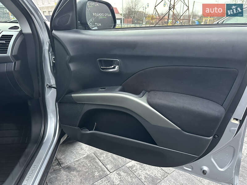 Внедорожник / Кроссовер Mitsubishi Outlander 2008 в Виннице