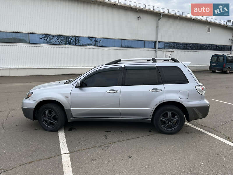Позашляховик / Кросовер Mitsubishi Outlander 2004 в Білгороді-Дністровському фото 6 Позашляховик / Кросовер Mitsubishi Outlander 2004 в Білгороді-Дністровському