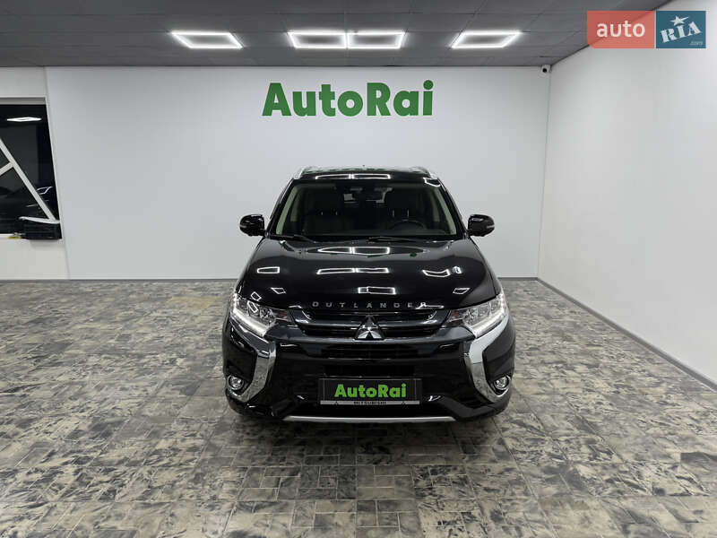 Позашляховик / Кросовер Mitsubishi Outlander 2018 в Одесі