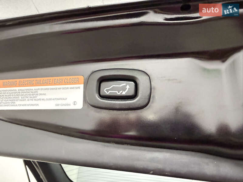 Позашляховик / Кросовер Mitsubishi Outlander 2018 в Одесі